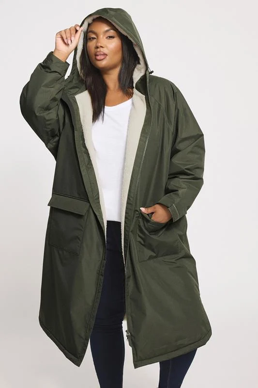 YOURS Curve Khaki Green Waterproof Fleece Lined Robe