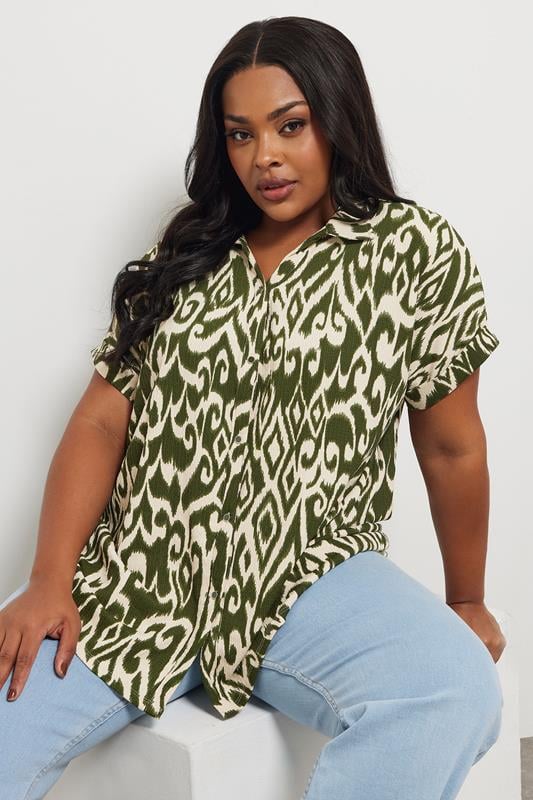 YOURS Curve Green Textured Abstract Print Shirt