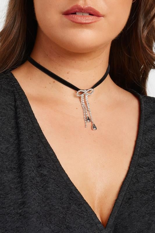 Silver Tone Diamante Bow Pendant Choker