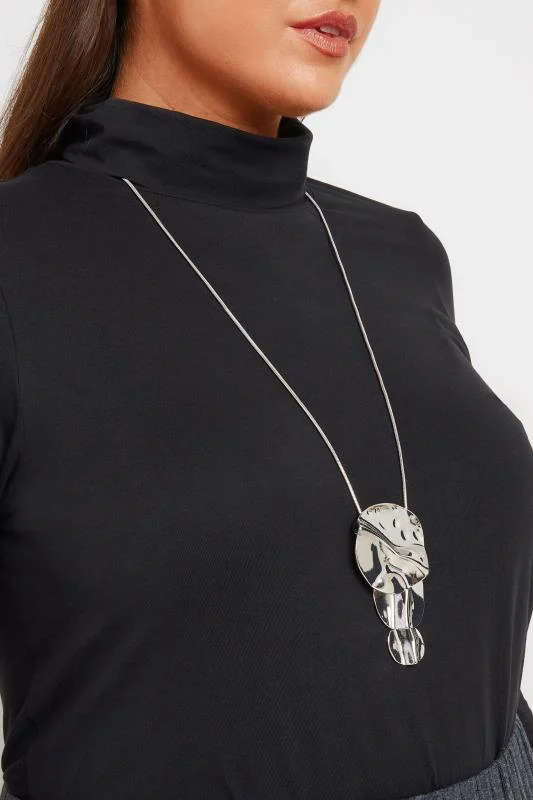 Silver Tone Statement Triple Disc Pendant Necklace