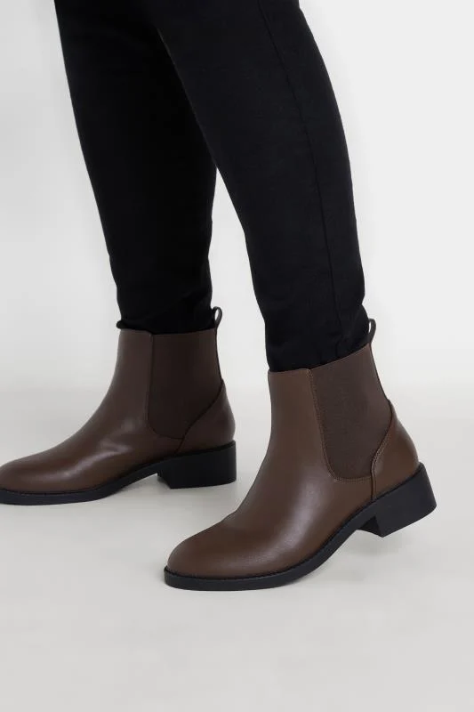 Brown Faux Leather Elasticated Chelsea Boots In Wide E Fit & Extra Wide EEE Fit