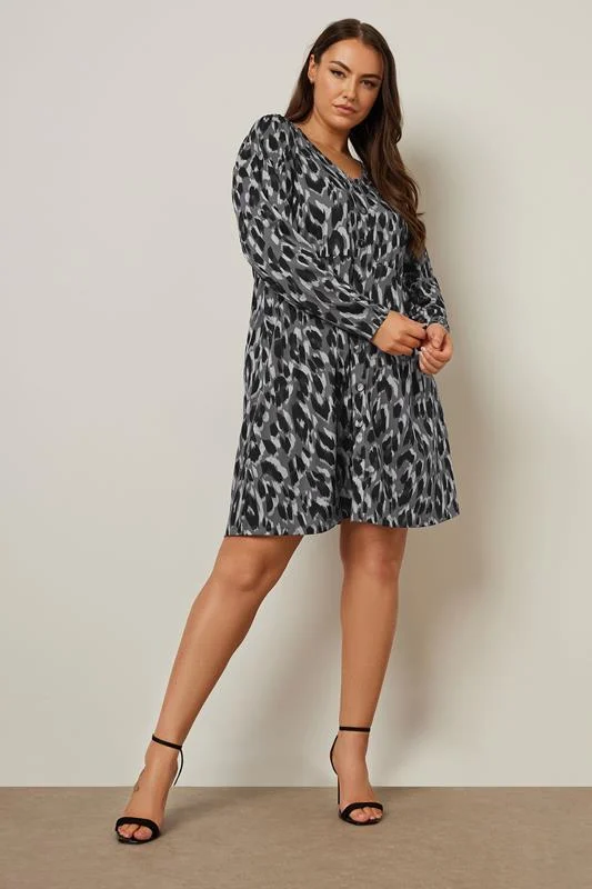 YOURS Curve Grey Leopard Print Tea Dress